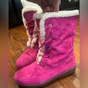 Coach Tuesday Suede fuschia Shearling Boots